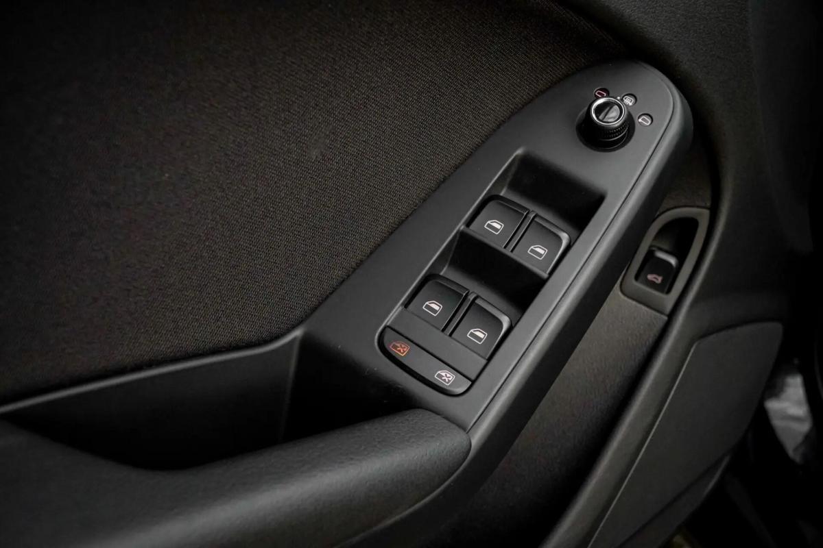 audi-a4-2010-diesel-1968cc