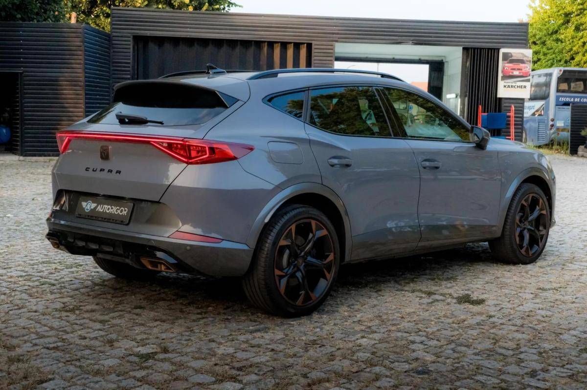 cupra-formentor-2022-hibrido-a-gasolina-1395cc