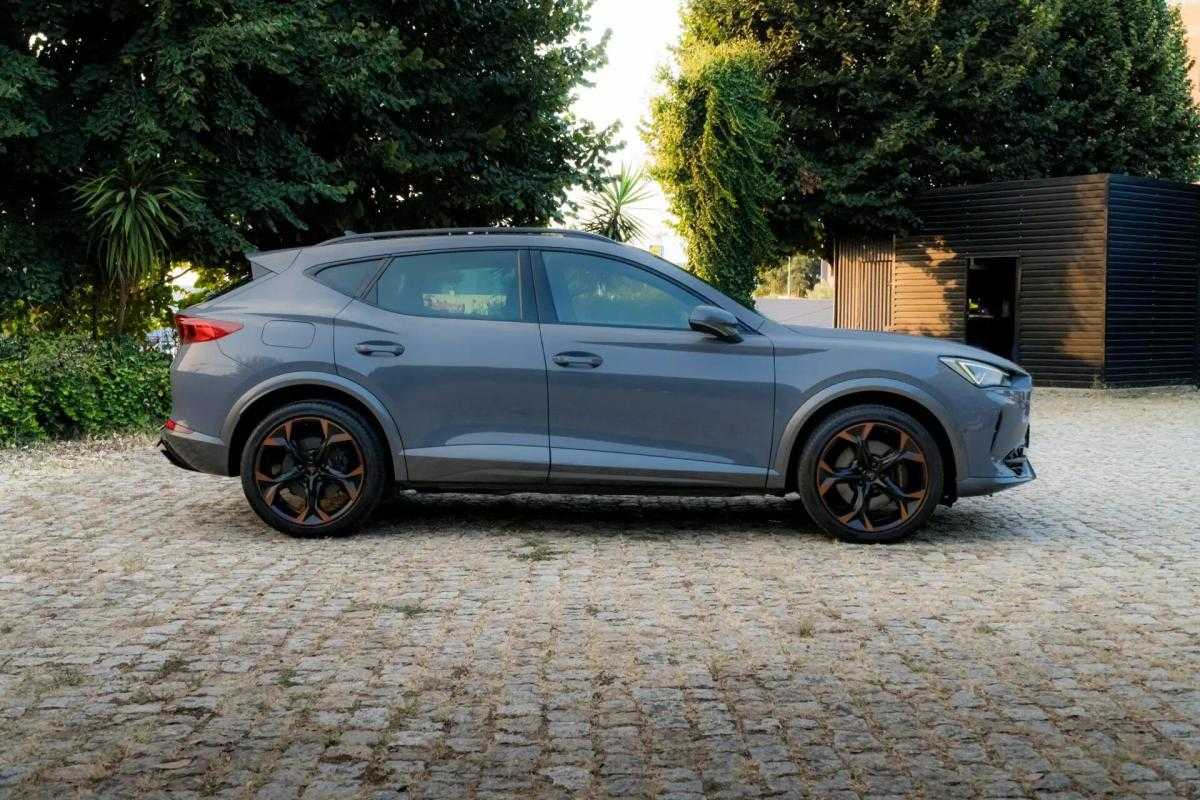 cupra-formentor-2022-hibrido-a-gasolina-1395cc