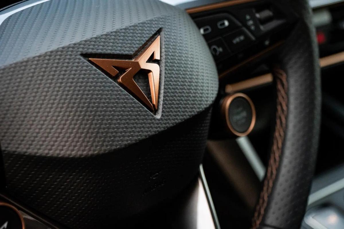 cupra-formentor-2022-hibrido-a-gasolina-1395cc