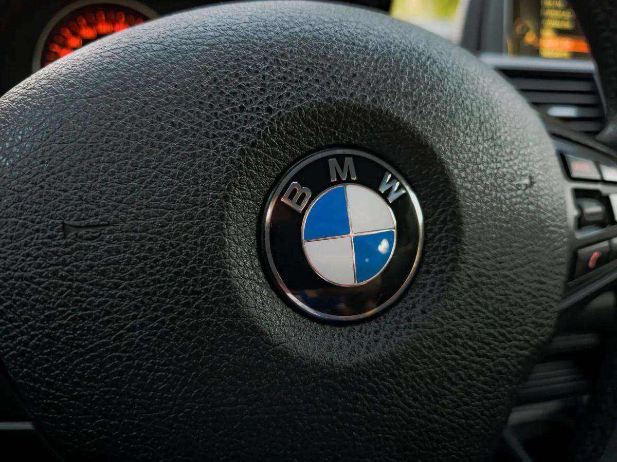 bmw-serie-1-116-d-2015-diesel-1598cc