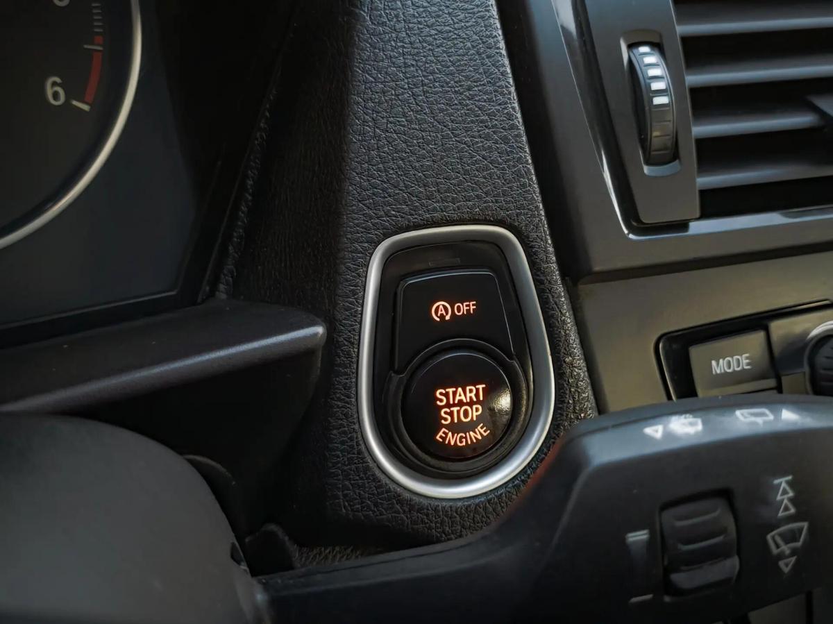 bmw-serie-1-116-d-2015-diesel-1598cc