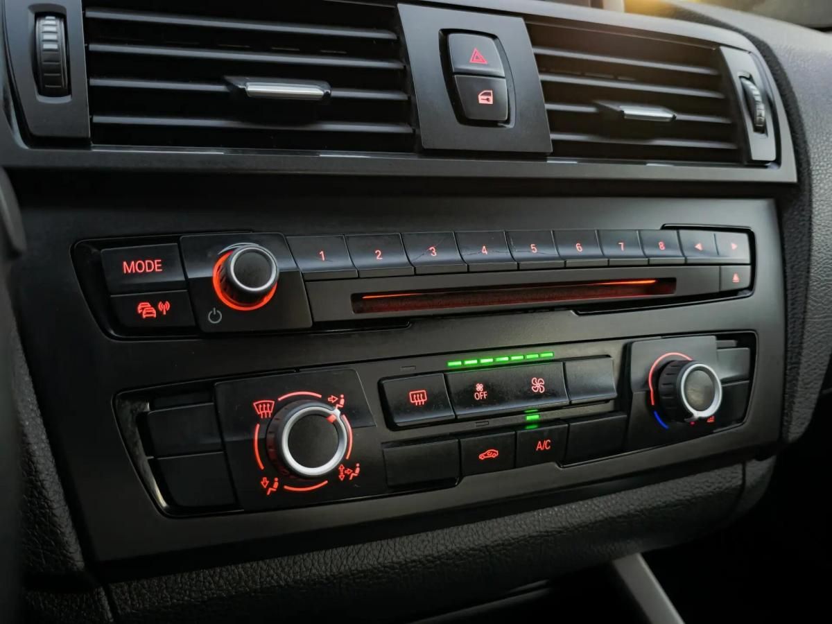 bmw-serie-1-116-d-2015-diesel-1598cc