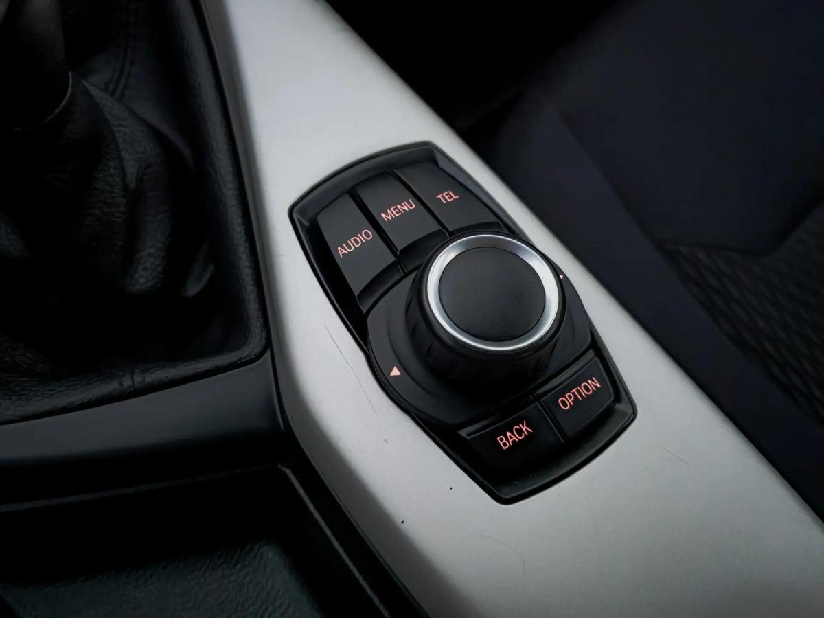 bmw-serie-1-116-d-2015-diesel-1598cc