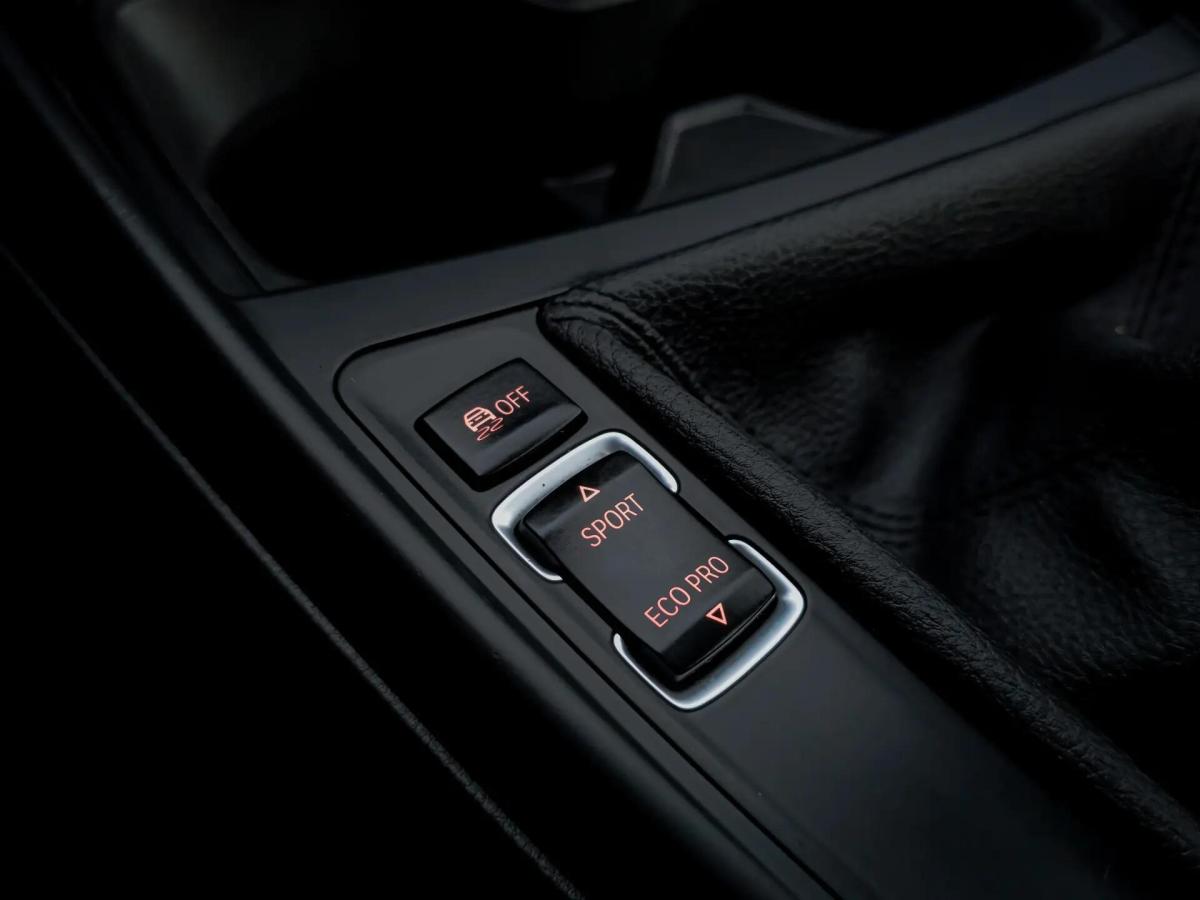 bmw-serie-1-116-d-2015-diesel-1598cc