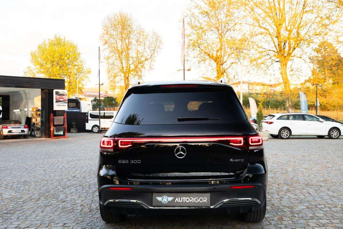 mercedes-benz-eqb-2022-eletrico-0cc