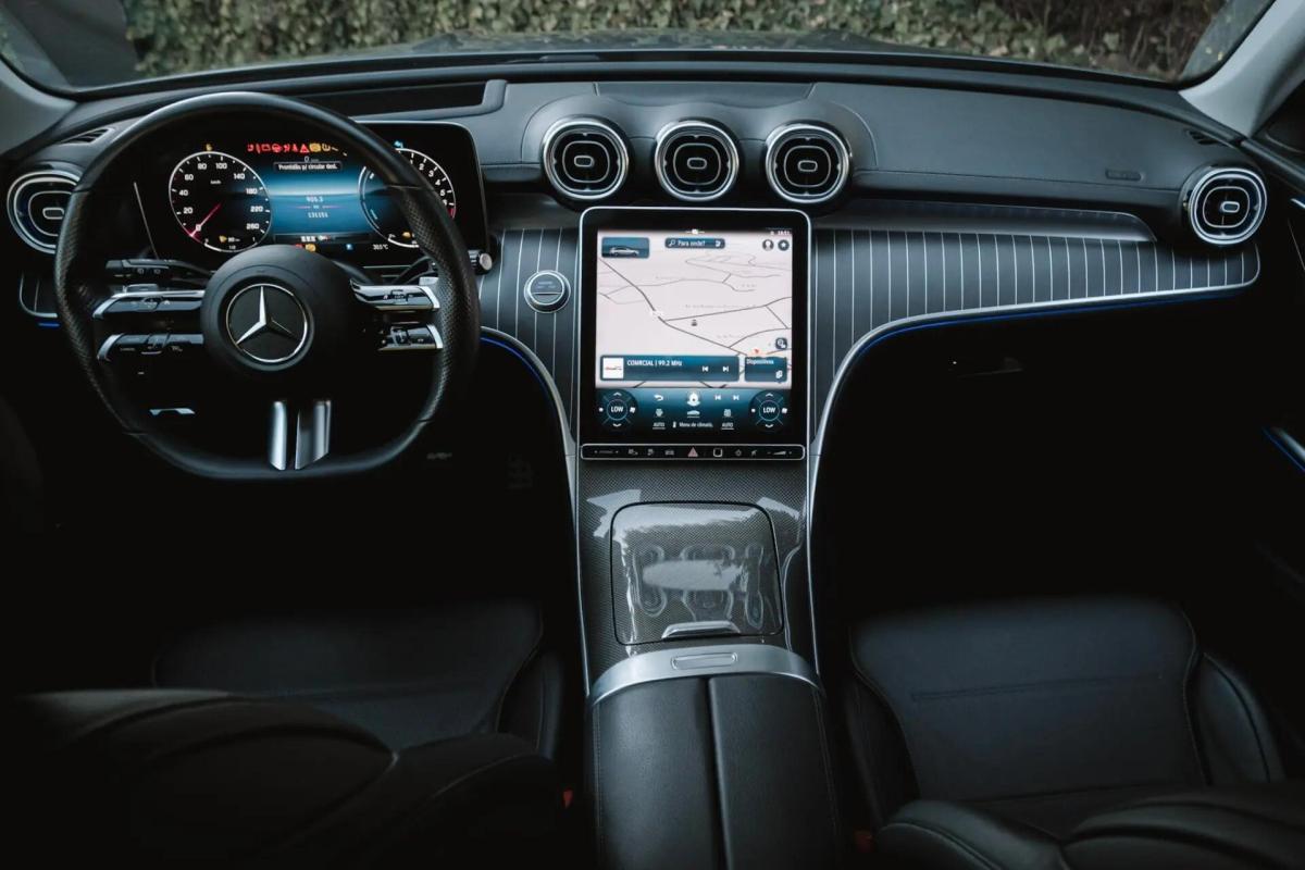 mercedes-benz-classe-c-2022-hibrido-a-gasolina-1999cc