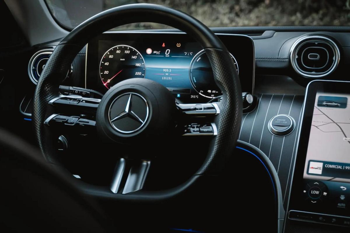 mercedes-benz-classe-c-2022-hibrido-a-gasolina-1999cc