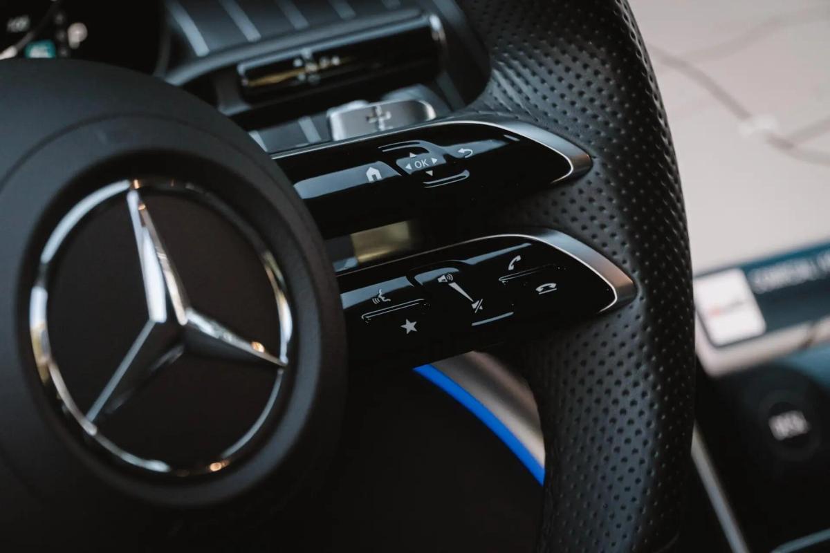 mercedes-benz-classe-c-2022-hibrido-a-gasolina-1999cc