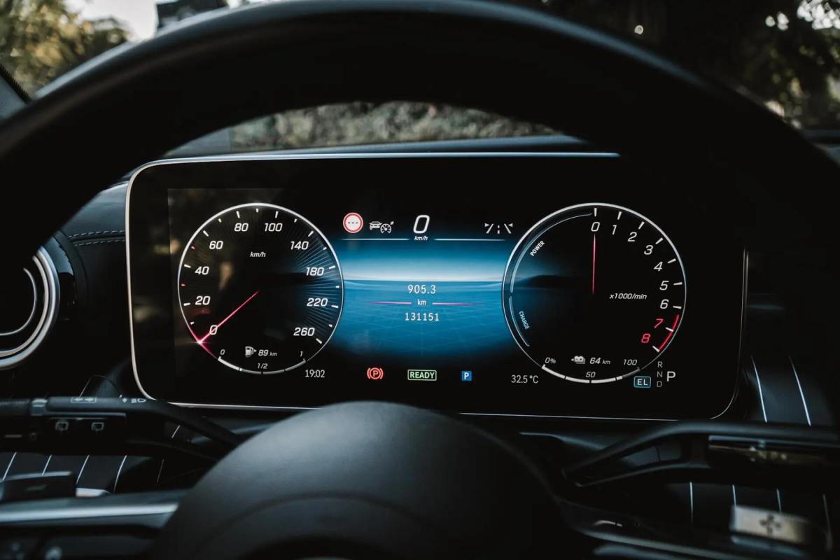 mercedes-benz-classe-c-2022-hibrido-a-gasolina-1999cc