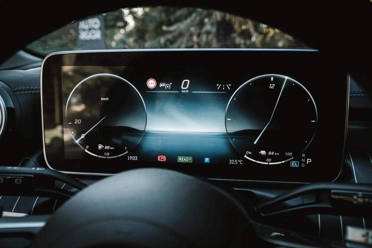 mercedes-benz-classe-c-2022-hibrido-a-gasolina-1999cc