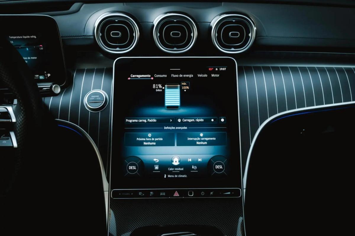 mercedes-benz-classe-c-2022-hibrido-a-gasolina-1999cc