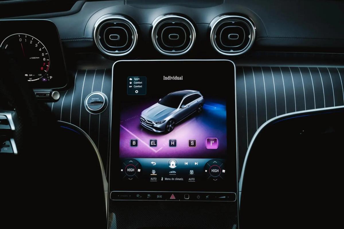 mercedes-benz-classe-c-2022-hibrido-a-gasolina-1999cc