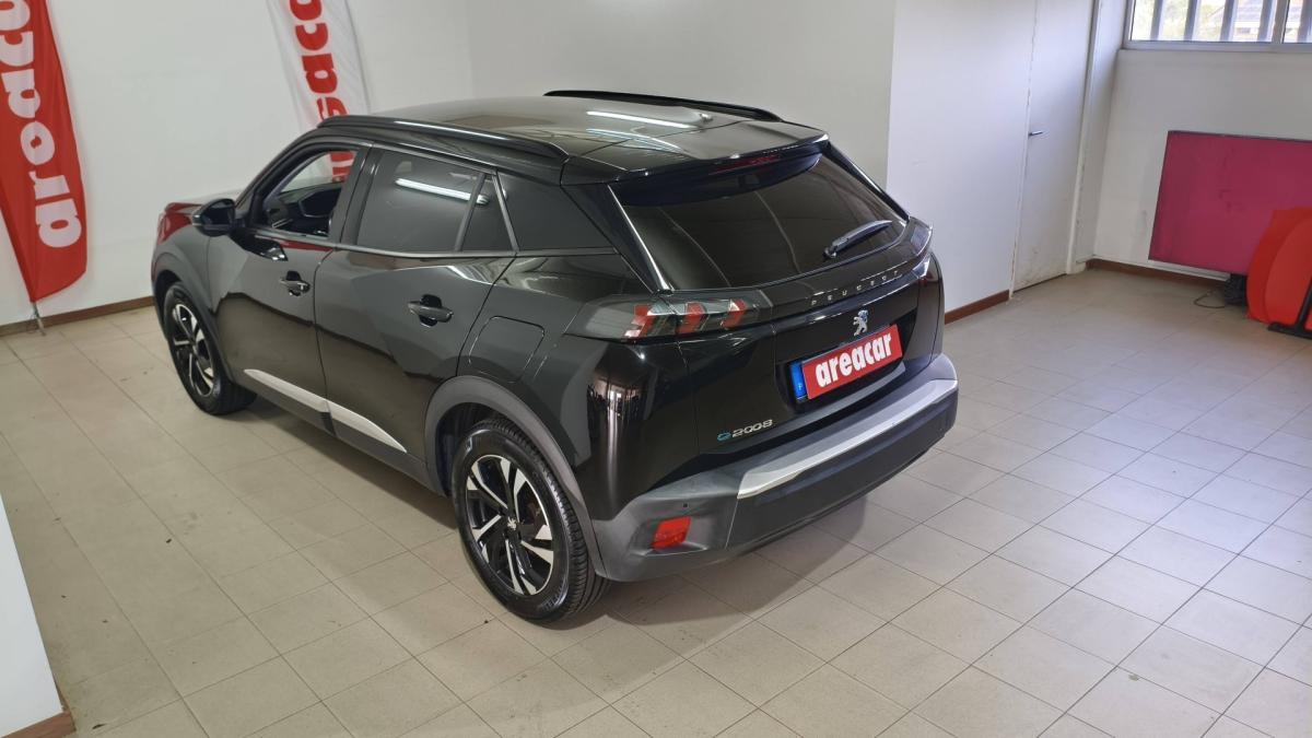 peugeot-e-2008-2020-eletrico-0cc