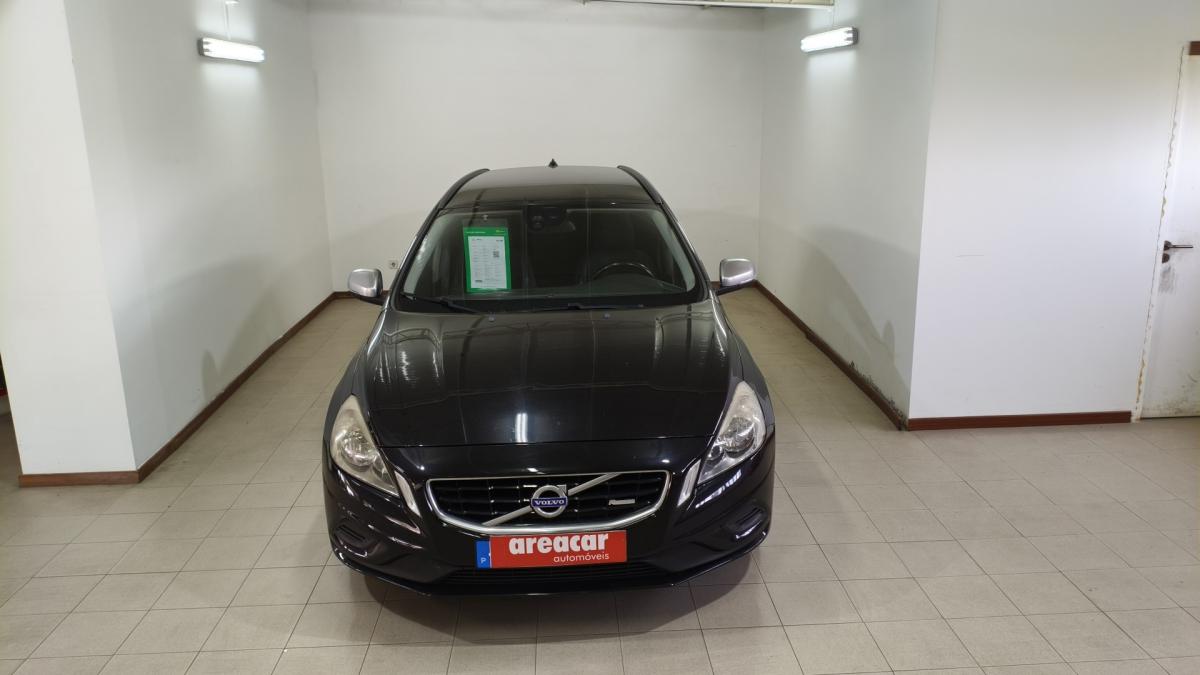 volvo-v60-2011-diesel-1984cc