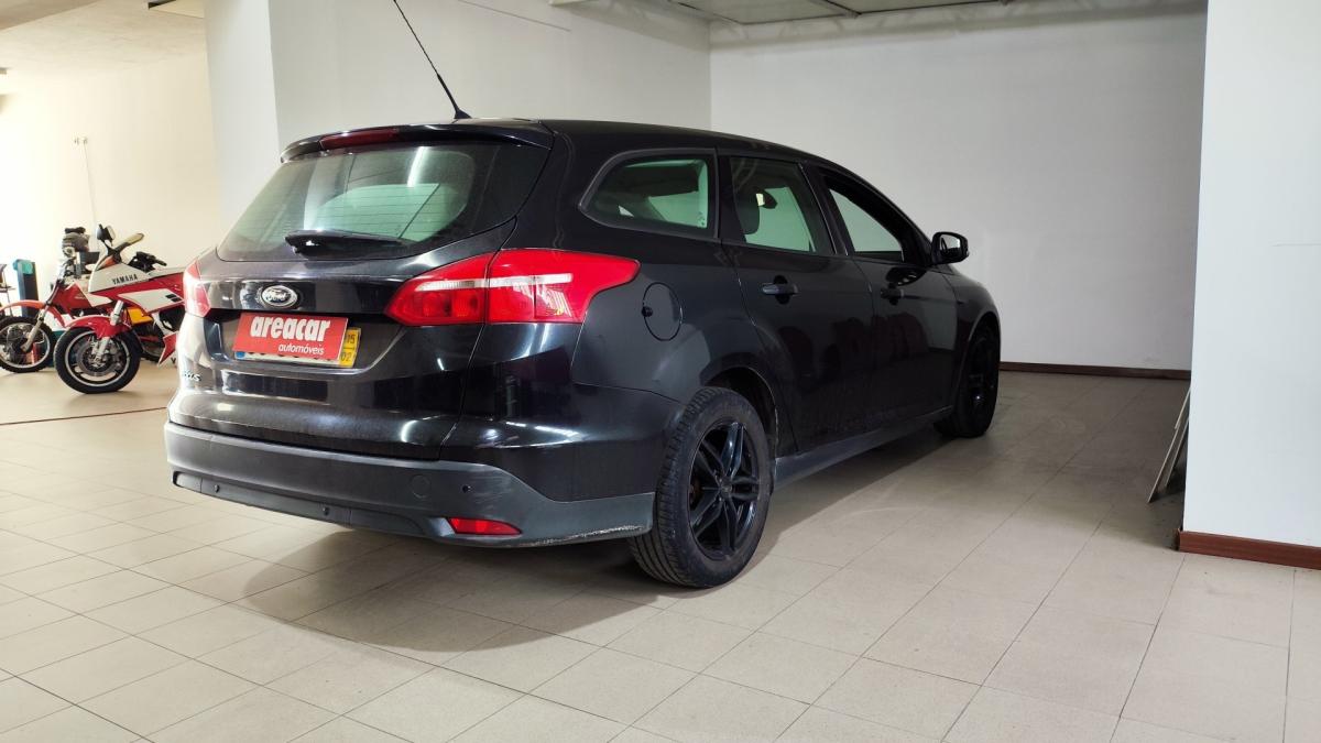 ford-focus-sw-2015-diesel-1499cc