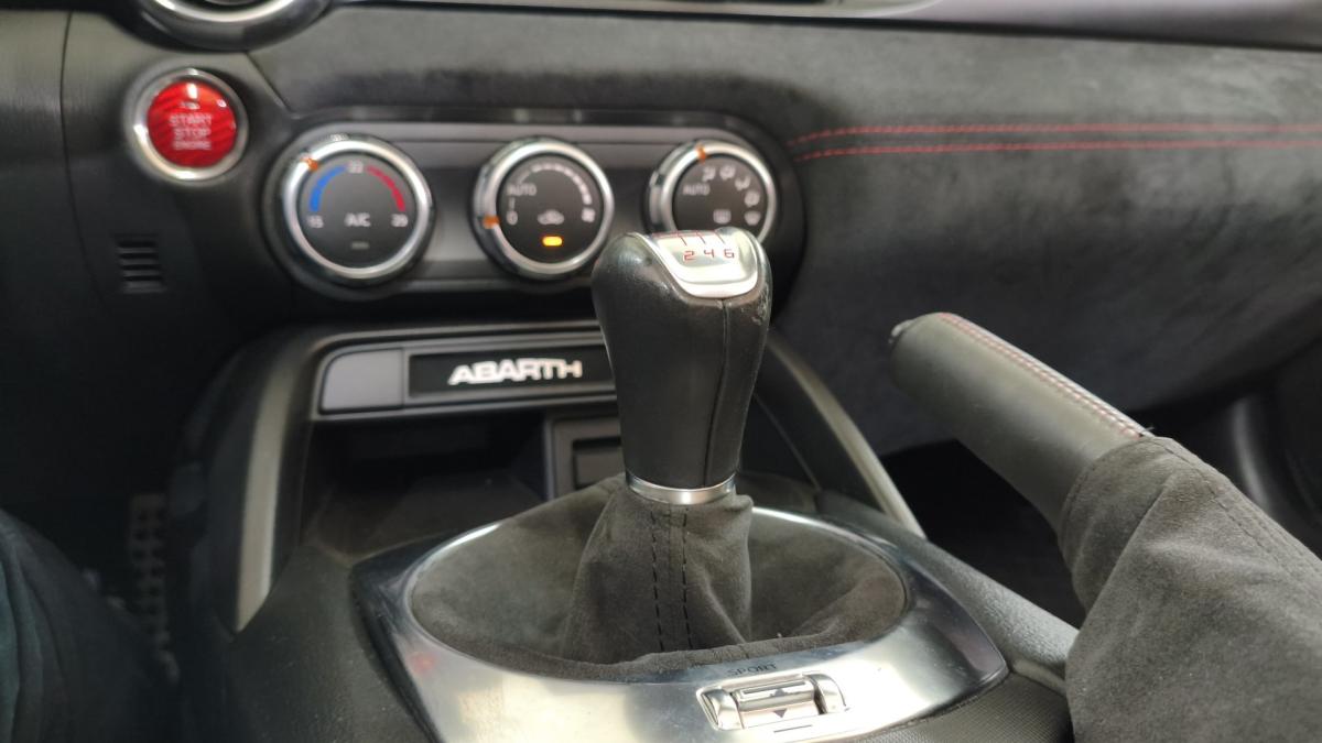 abarth-124-spider-2017-gasolina-1368cc