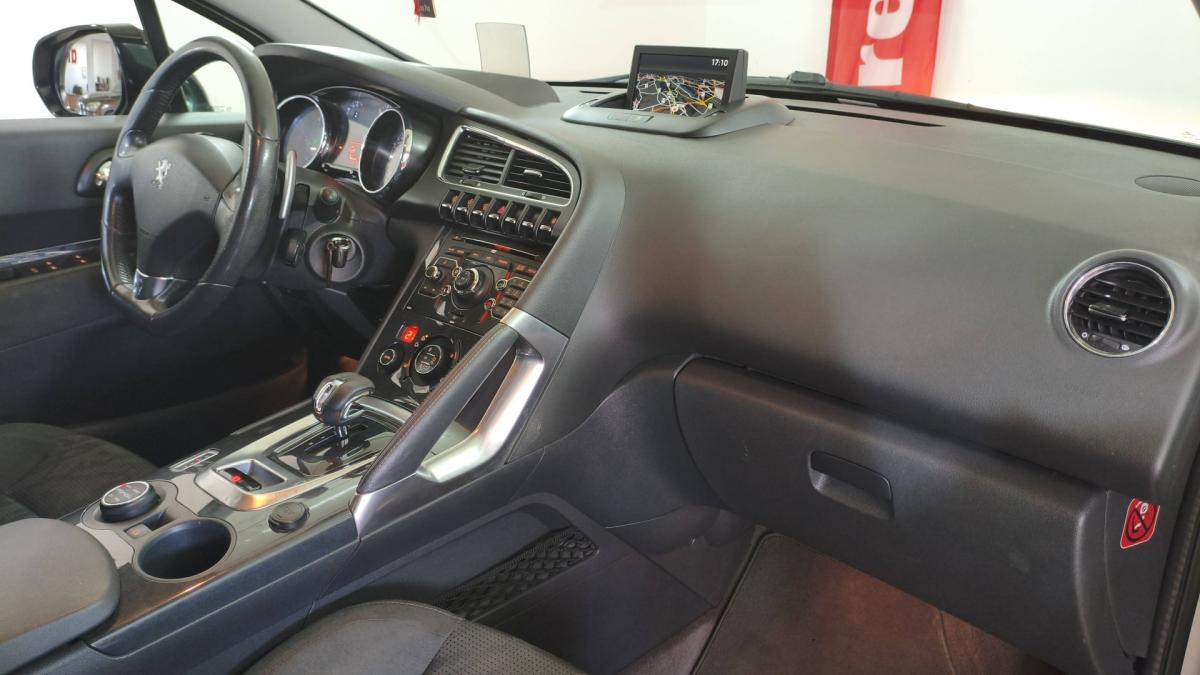 peugeot-3008-2013-hibrido-1997cc