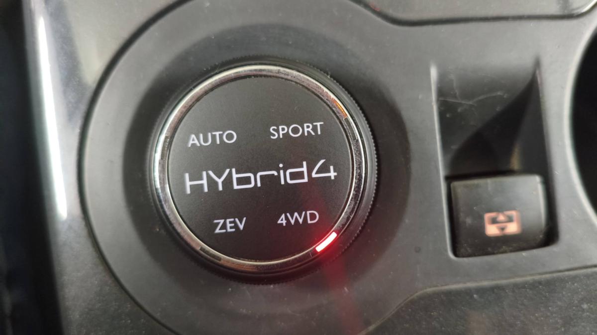 peugeot-3008-2013-hibrido-1997cc