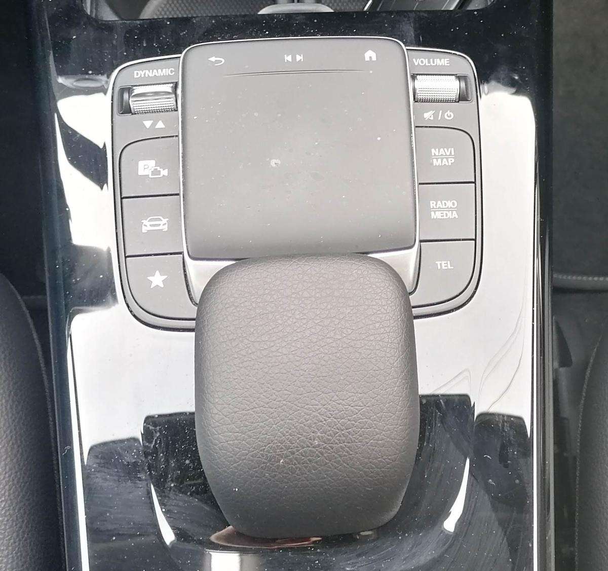 mercedes-benz-cla-2021-hibrido-a-gasolina-1332cc