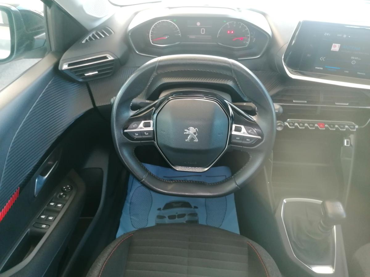 peugeot-208-2022-gasolina-1199cc