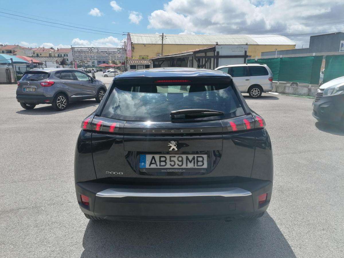 peugeot-2008-2020-diesel-1499cc