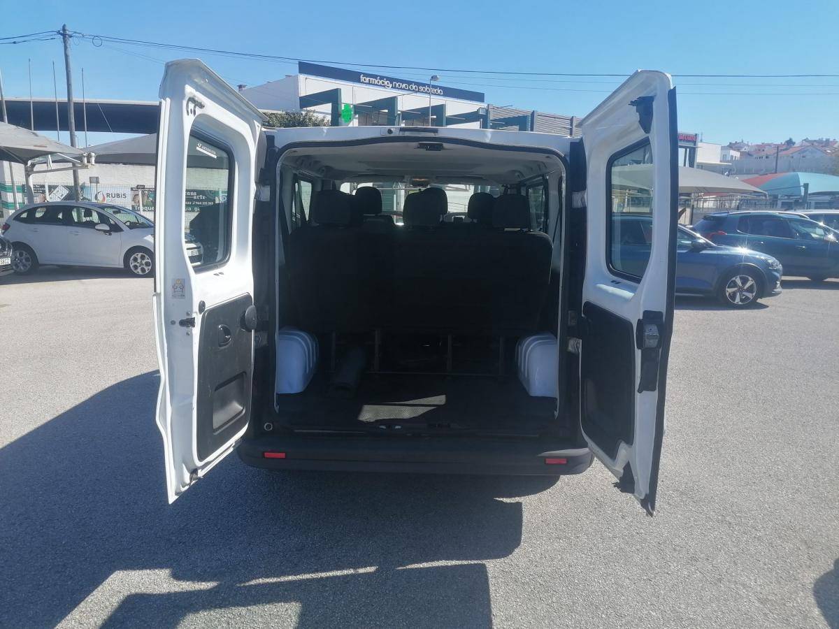 opel-vivaro-2019-diesel-1598cc