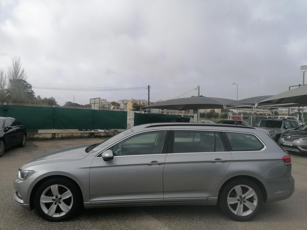 volkswagen-passat-variant-2018-diesel-1598cc