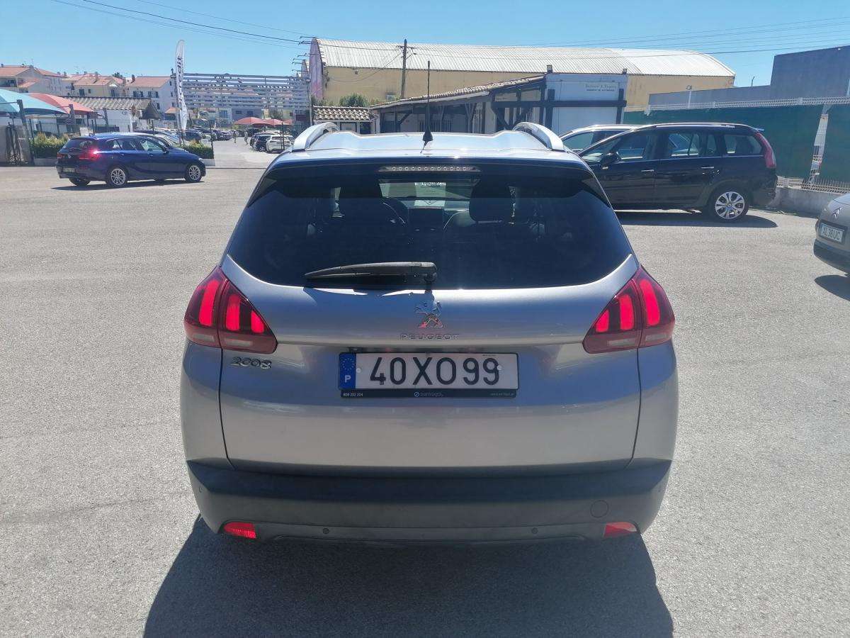 peugeot-2008-2019-gasolina-1199cc