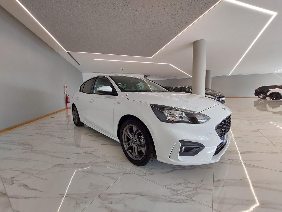 ford-focus-2021-gasolina-998cc