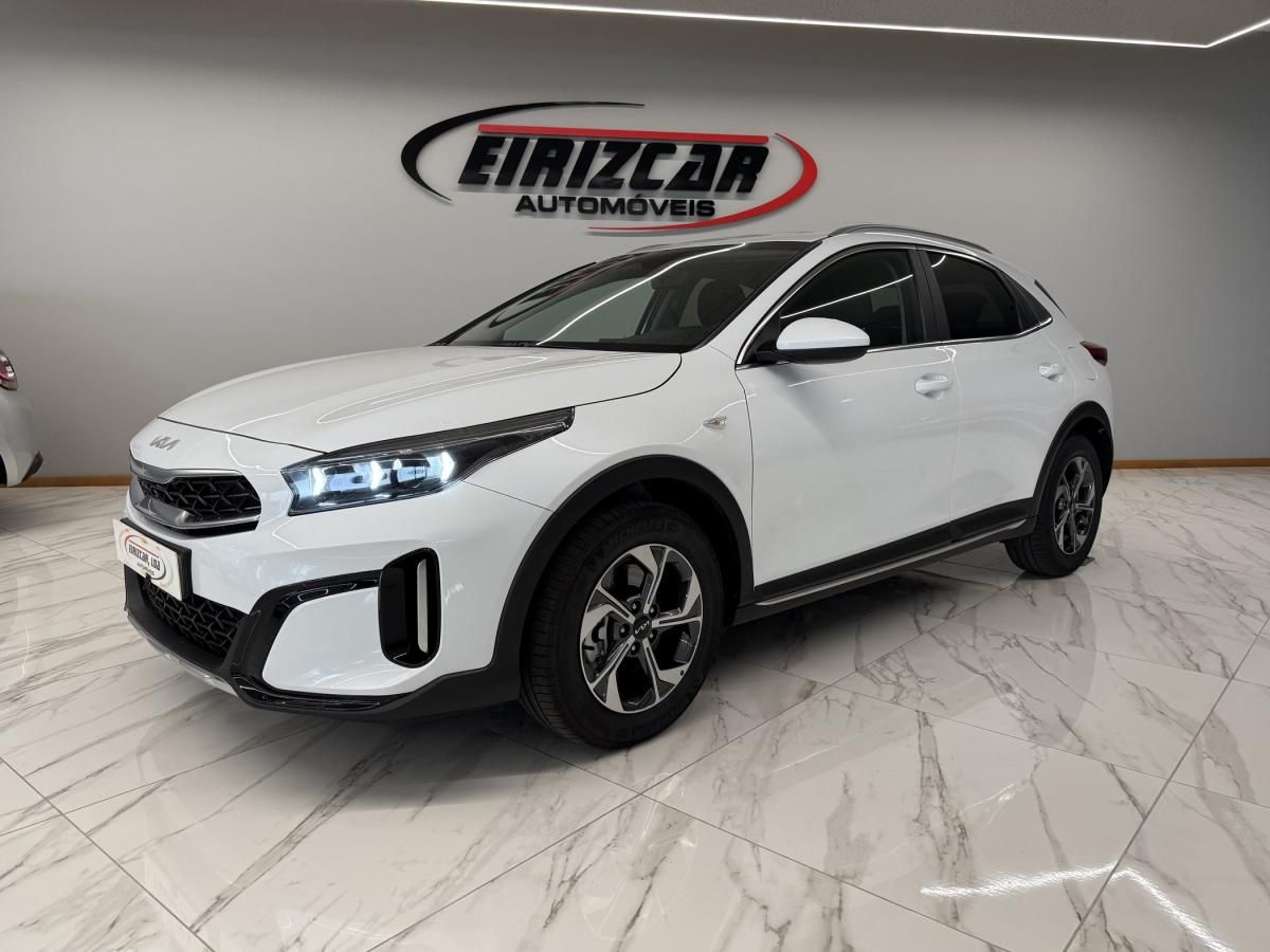 kia-xceed-2025-gasolina-998cc