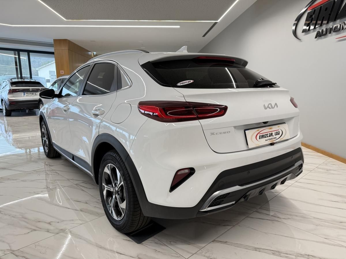 kia-xceed-2025-gasolina-998cc