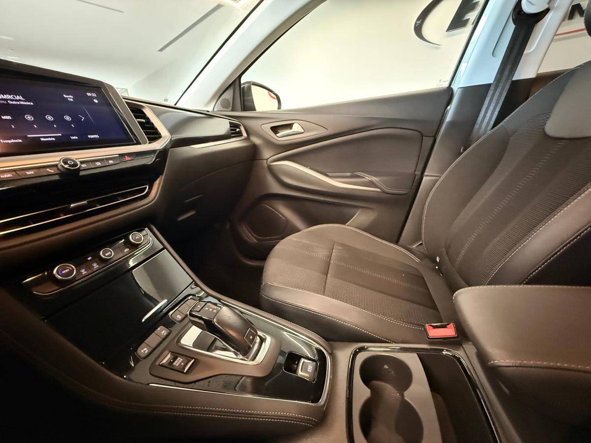 opel-grandland-2023-gasolina-1199cc