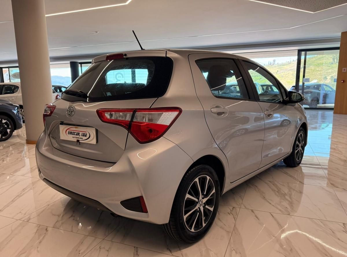 toyota-yaris-2020-gasolina-998cc