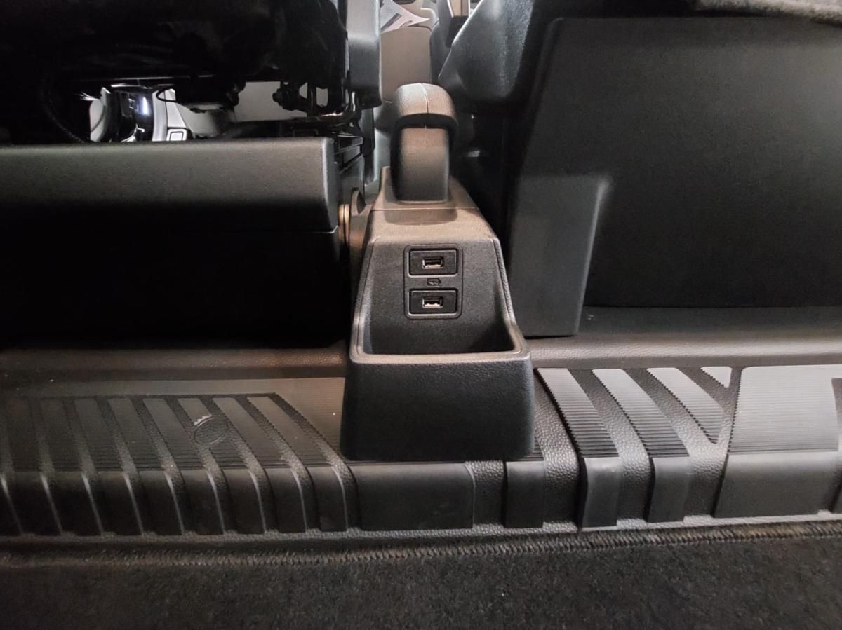ford-transit-custom-2023-diesel-1995cc
