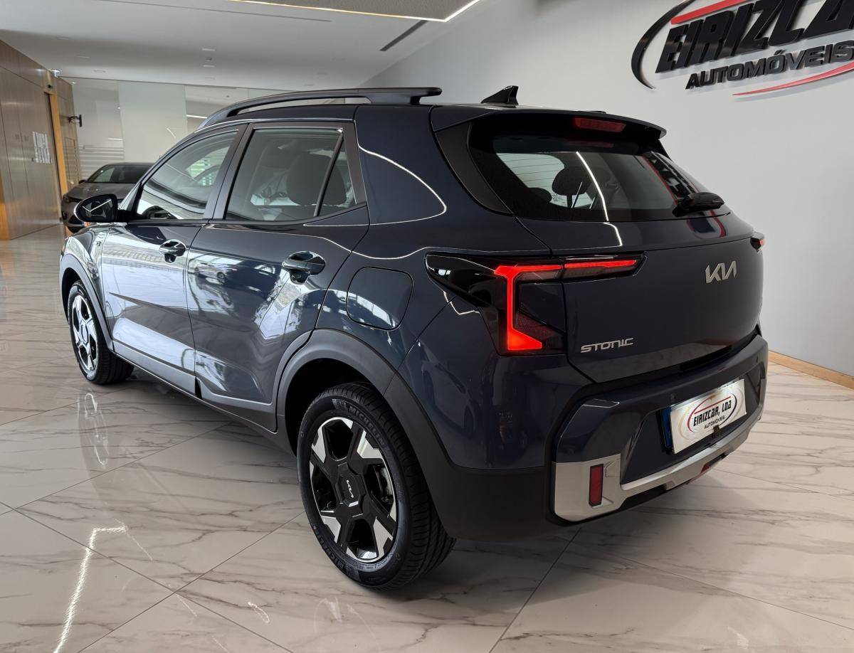 kia-stonic-2026-gasolina-998cc