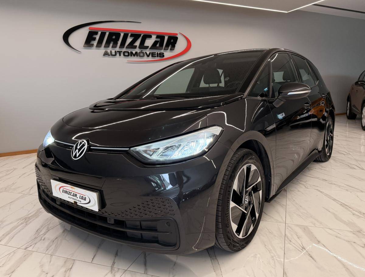 volkswagen-id-3-2021-eletrico-500cc