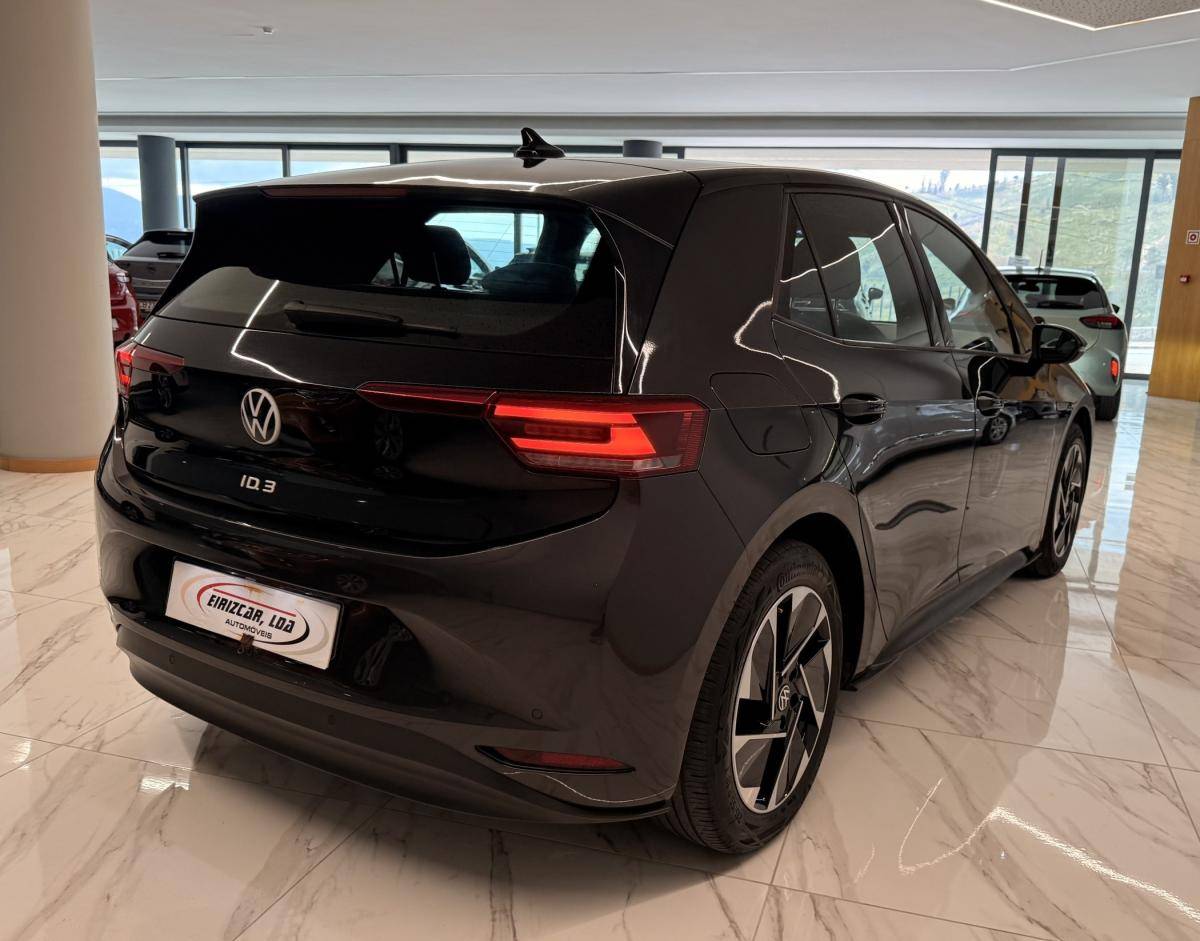 volkswagen-id-3-2021-eletrico-500cc