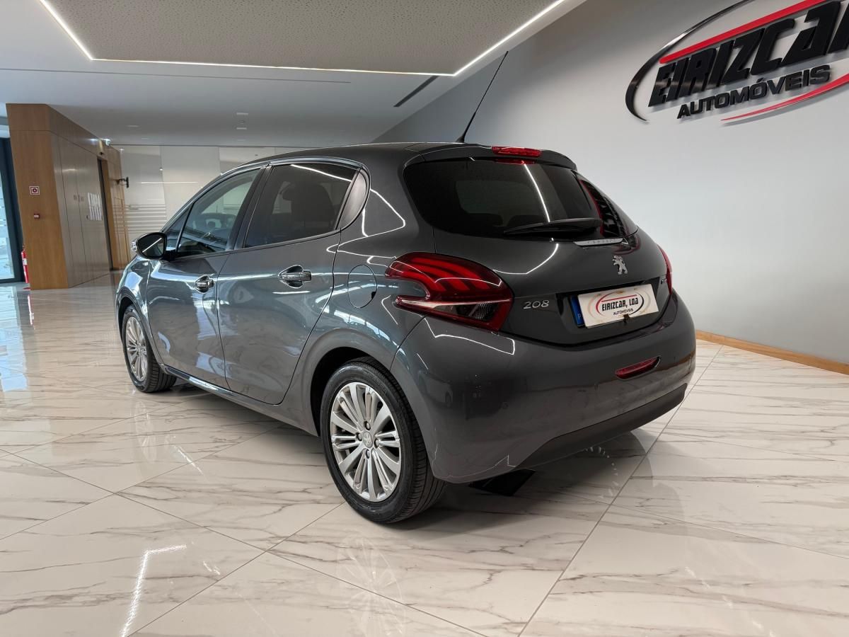 peugeot-208-2017-gasolina-1199cc