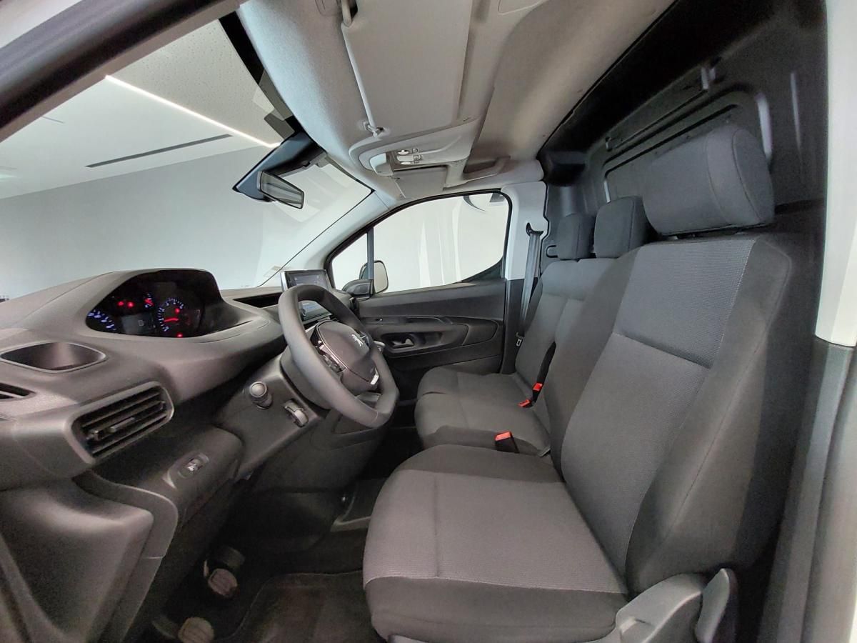 peugeot-partner-2023-diesel-1499cc