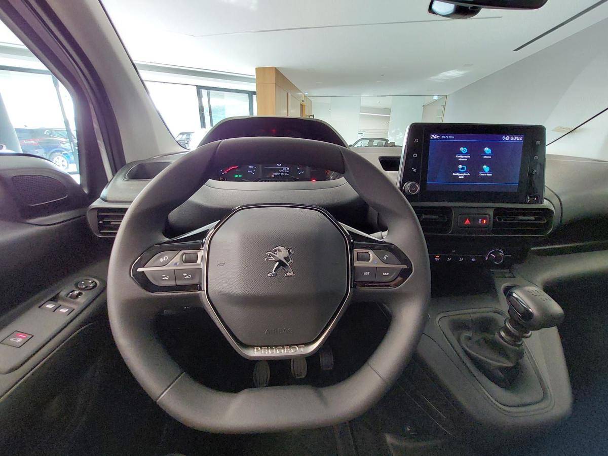 peugeot-partner-2023-diesel-1499cc