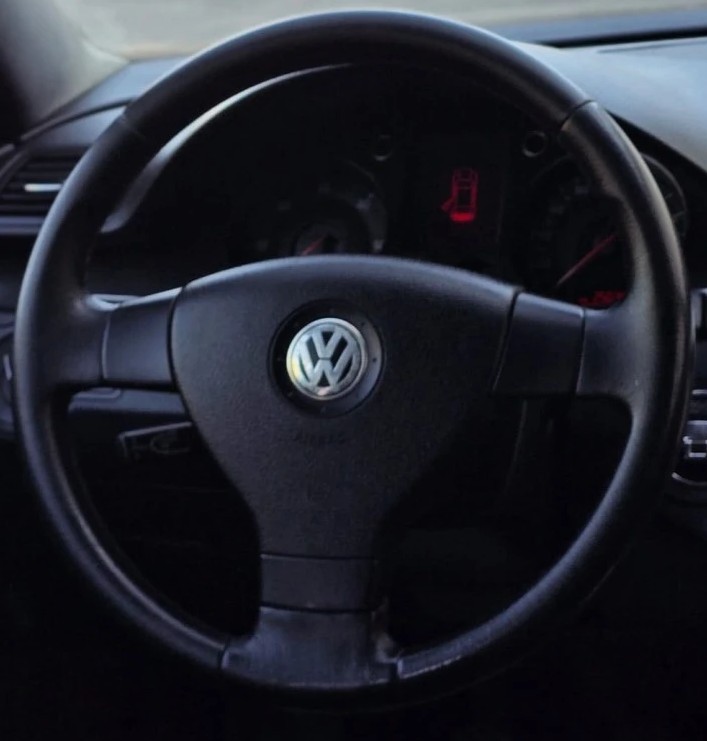 volkswagen-passat-2005-diesel-1968cc