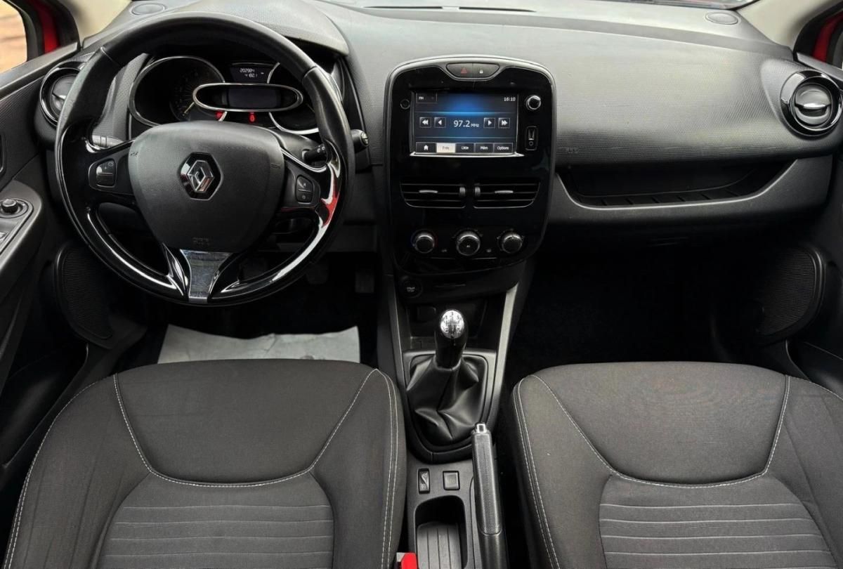 renault-clio-sport-tourer-2015-diesel-1461cc