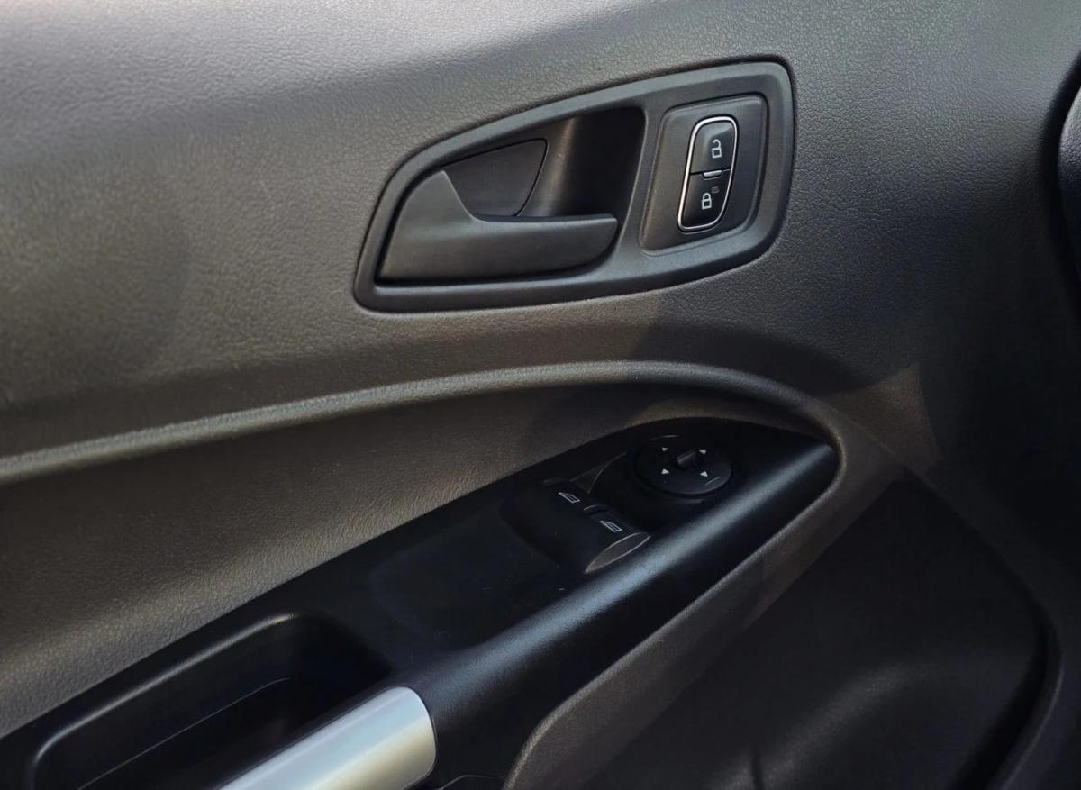 ford-transit-connect-2021-diesel-1499cc