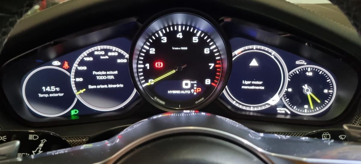porsche-panamera-2018-hibrido-a-gasolina-2894cc