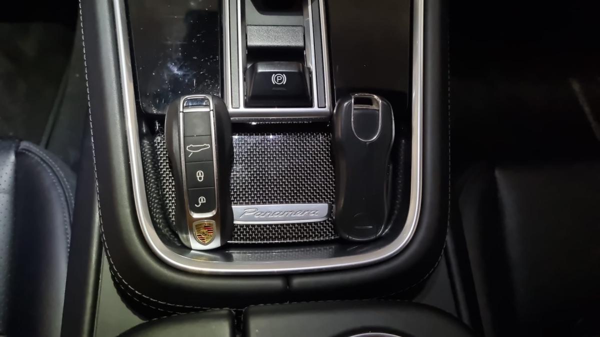 porsche-panamera-2018-hibrido-a-gasolina-2894cc