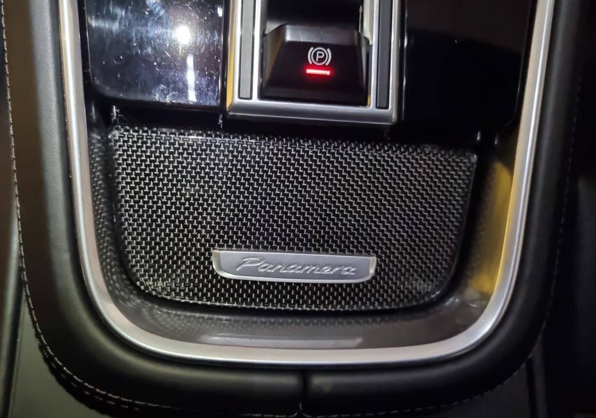 porsche-panamera-2018-hibrido-a-gasolina-2894cc