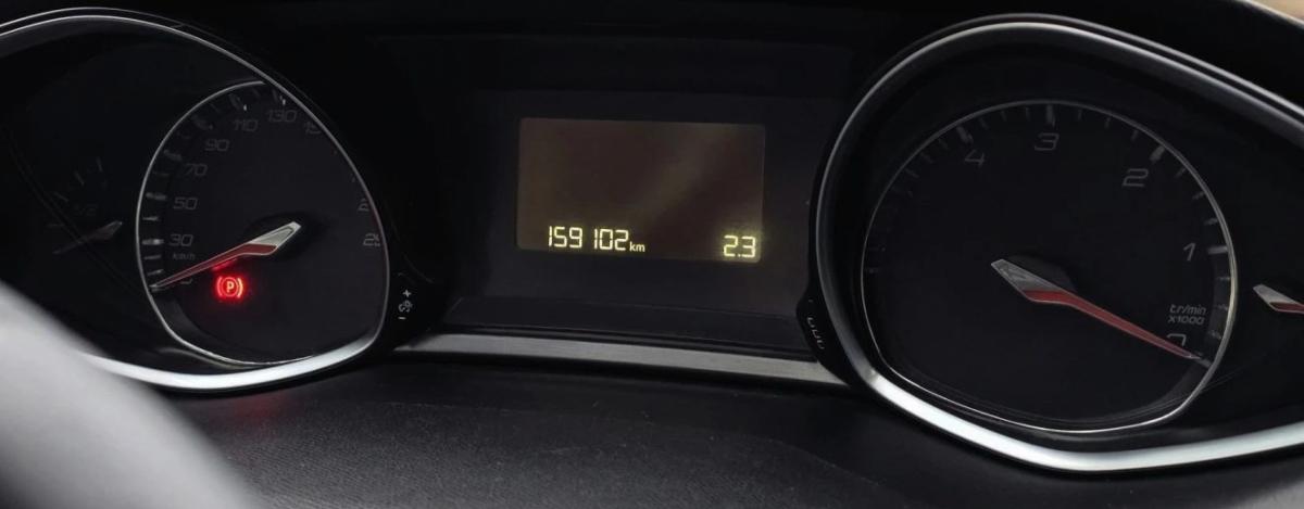 peugeot-308-sw-2016-diesel-1560cc