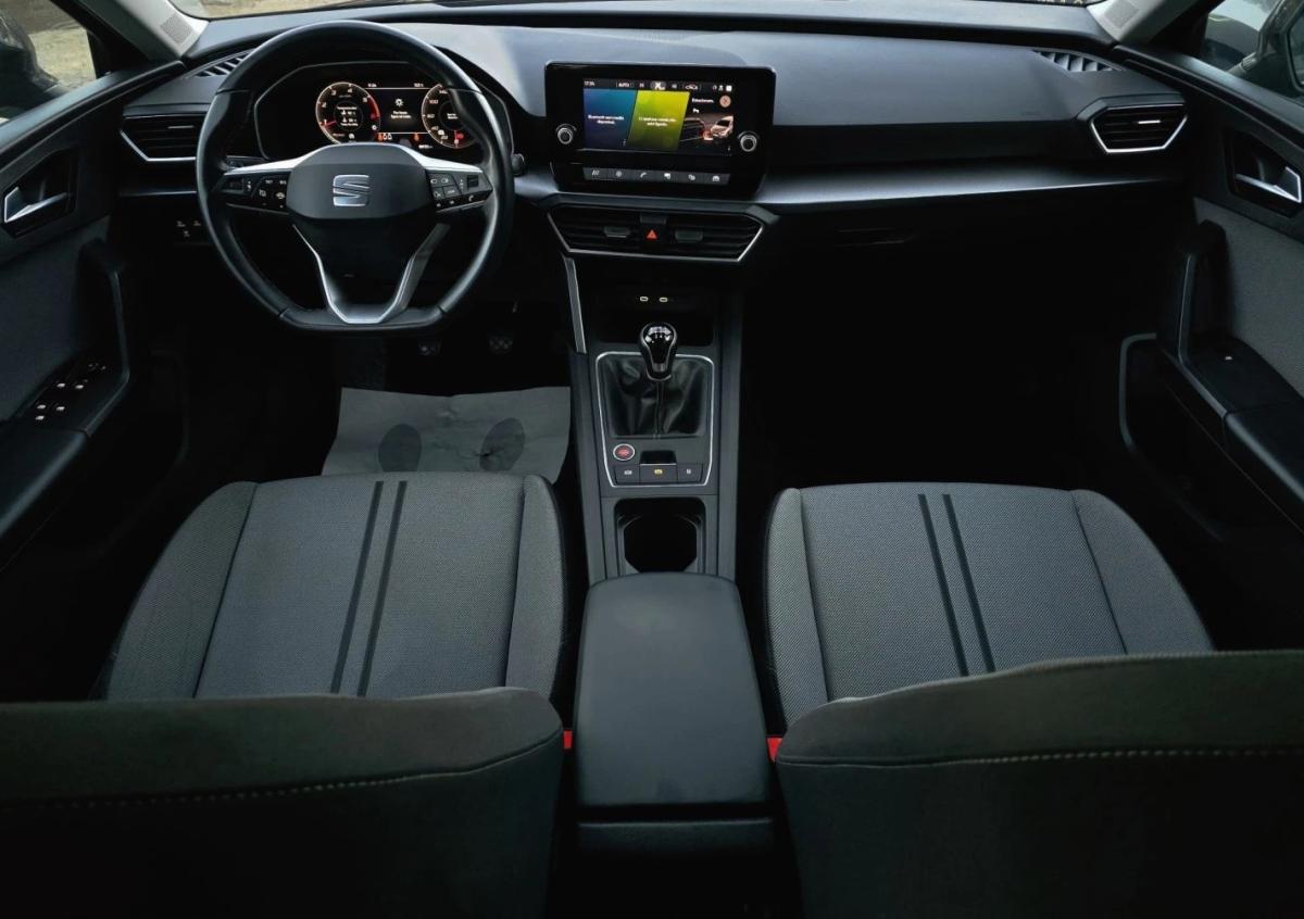 seat-leon-2023-diesel-1968cc