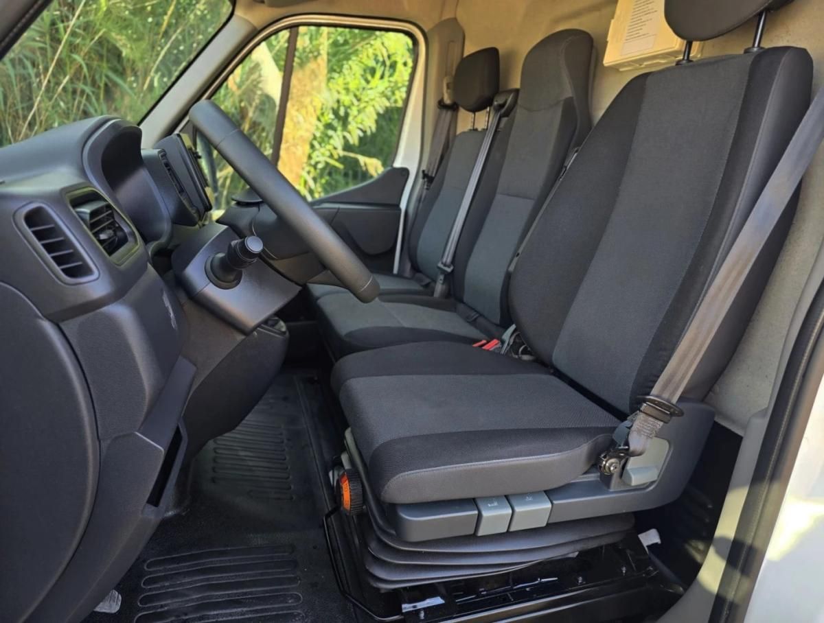 renault-master-2022-diesel-2299cc
